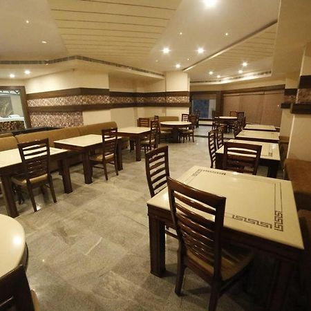 Picket And Bhaskar Hotels Pvt Ltd Srikakulam Ngoại thất bức ảnh