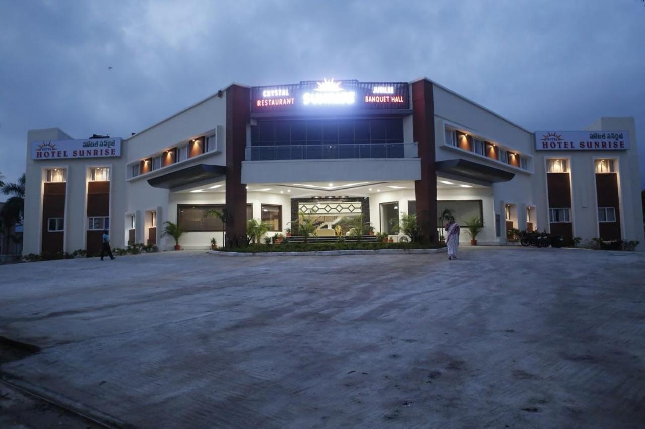 Picket And Bhaskar Hotels Pvt Ltd Srikakulam Ngoại thất bức ảnh