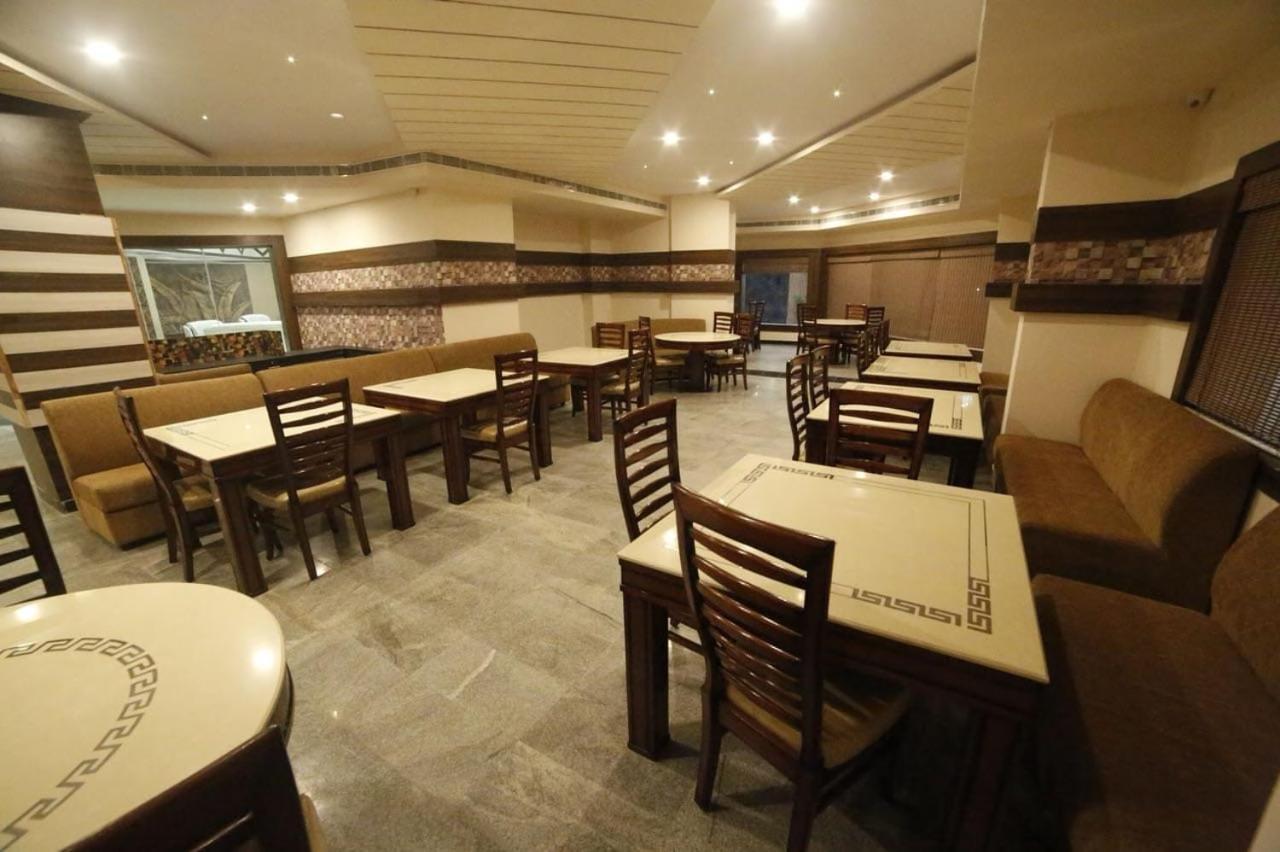 Picket And Bhaskar Hotels Pvt Ltd Srikakulam Ngoại thất bức ảnh